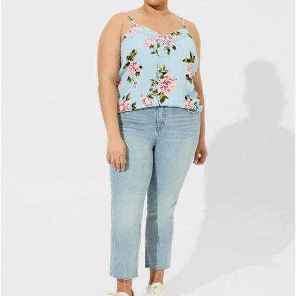 🏷️TORRID Sophie Georgette Embroidered Cami Garden Blooms Size 2X - Picture 2 of 9